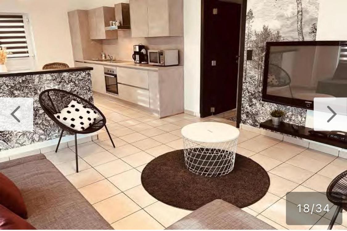 La Villa Bastogne Gite 4 Personnes Bagian luar foto